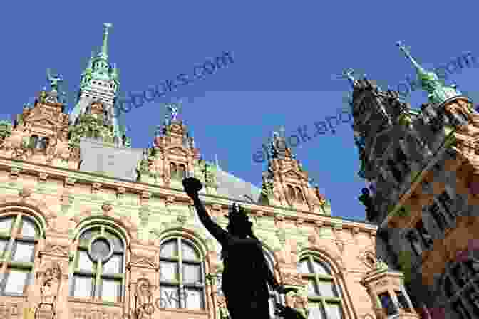 Hamburg City Hall Hamburg Travel Guide: With 100 Landscape Photos